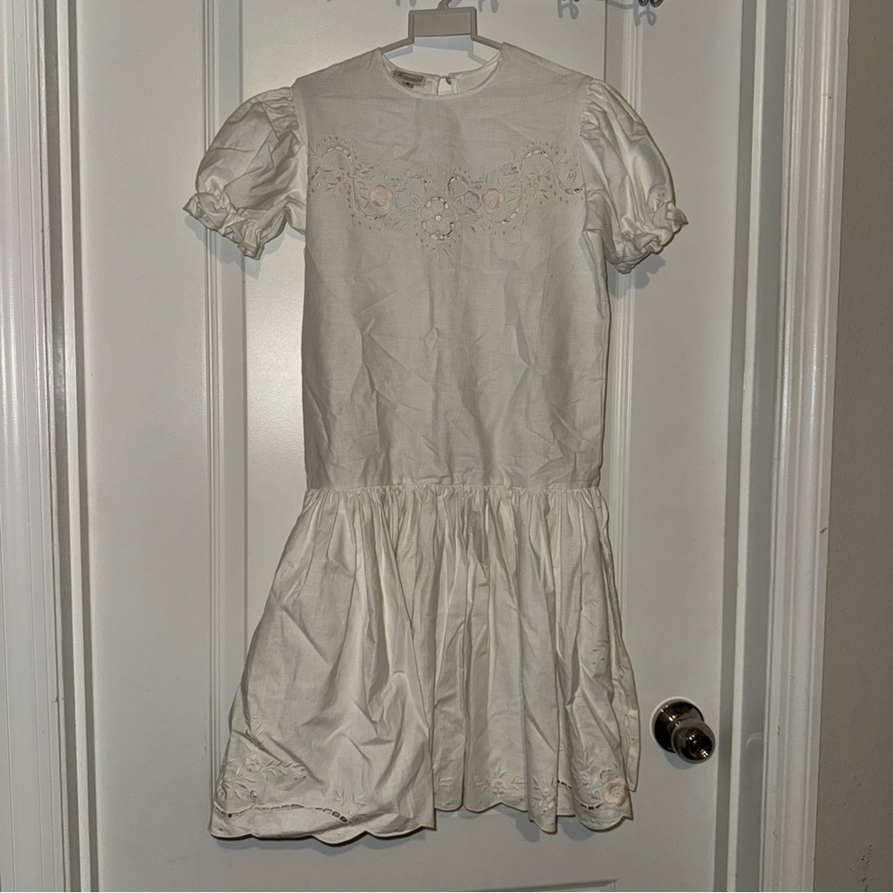 White Vintage Designs by Rendevous Size 8 Dress